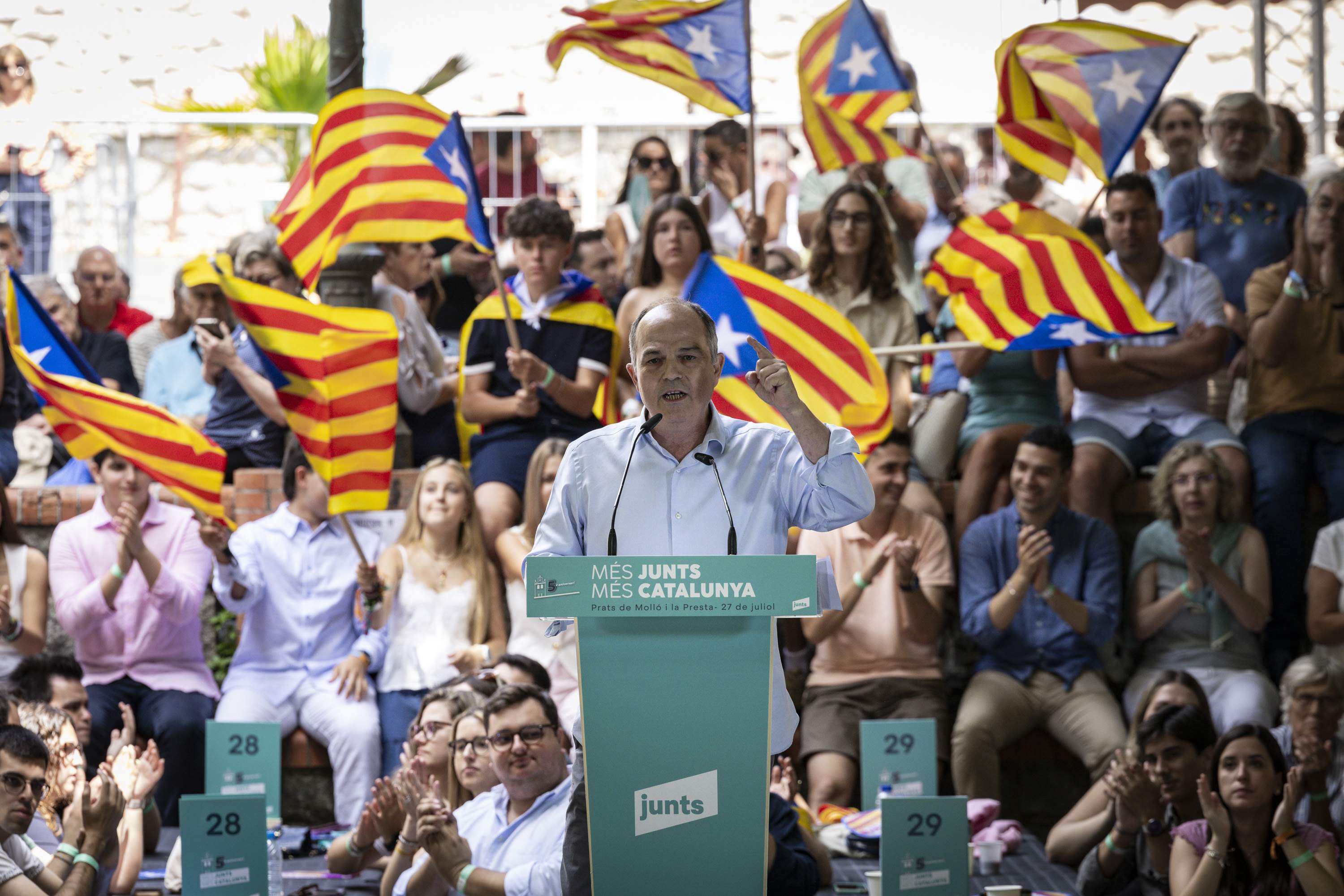 Junts carga contra los jueces Marchena y Llarena y los insta a ir en las listas de Vox