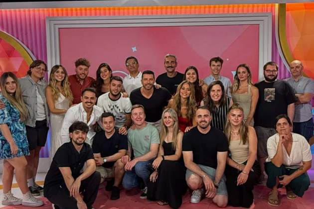 Equip de 'Socialité' al complet   Instagram