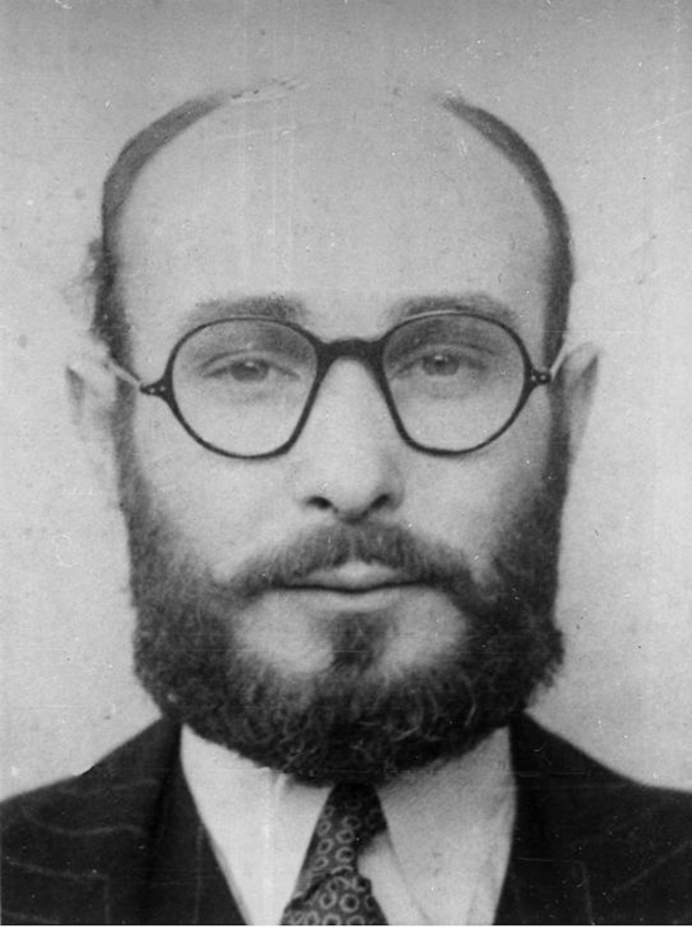 Hitler condecora l’agent doble català Joan Pujol amb la Creu de Ferro