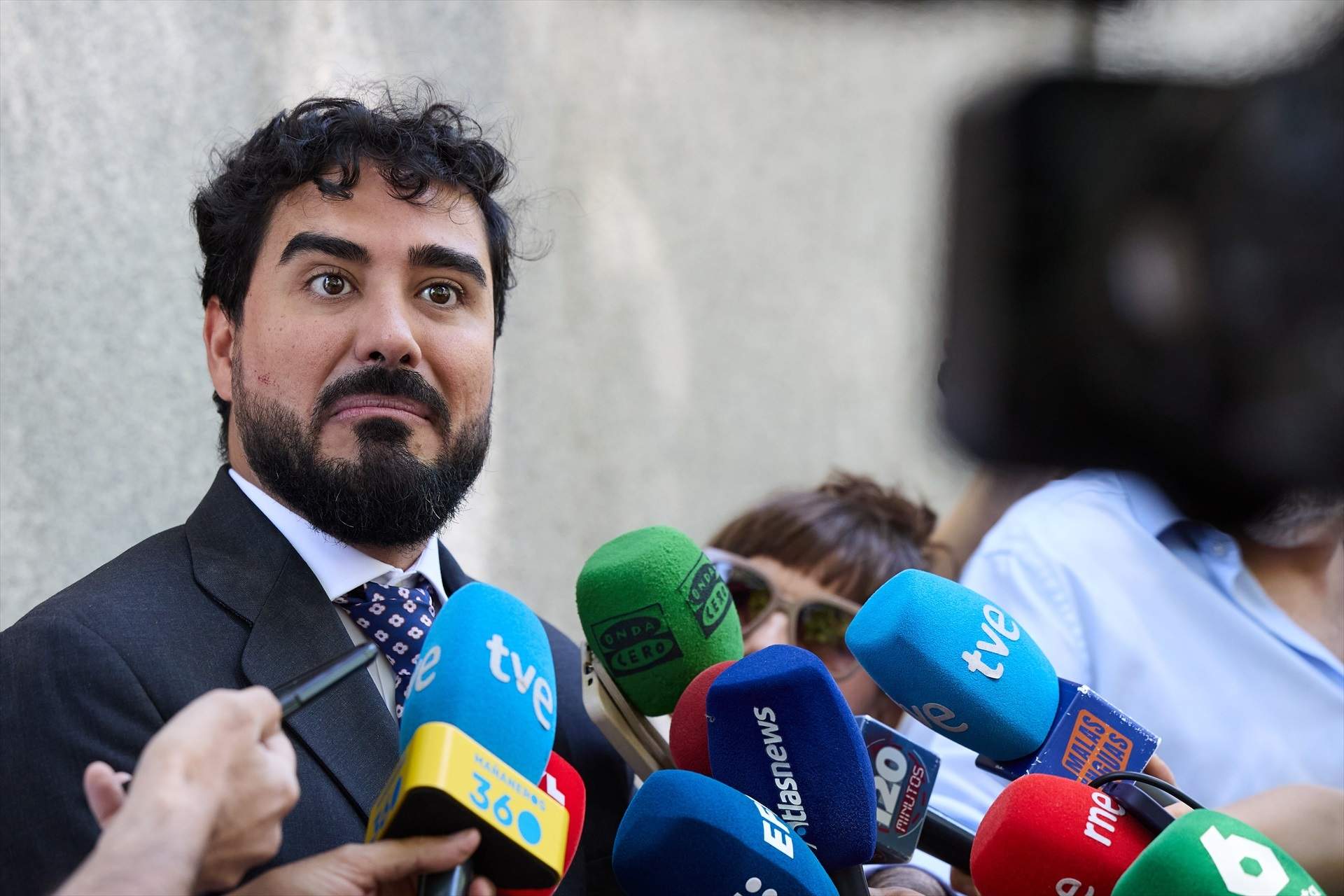 Una hija de Pedro Sánchez declara ante el juez contra Alvise Pérez
