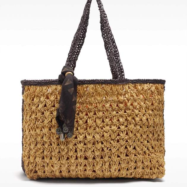 Bolso shopper trenzado efecto rafia