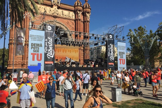 Escenari Diada 2018 Arc trikmf Gisela Rodríguez Escenari Diada 2018 Arc trikmf Gisela Rodríguez