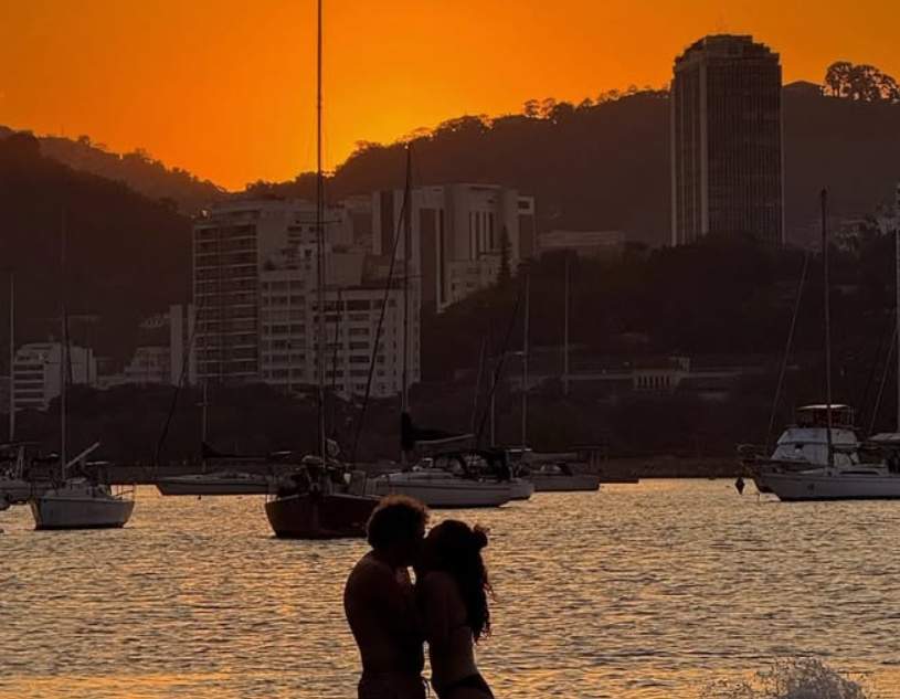 Abrahán y Martina al anochecer de Brasil, Ig