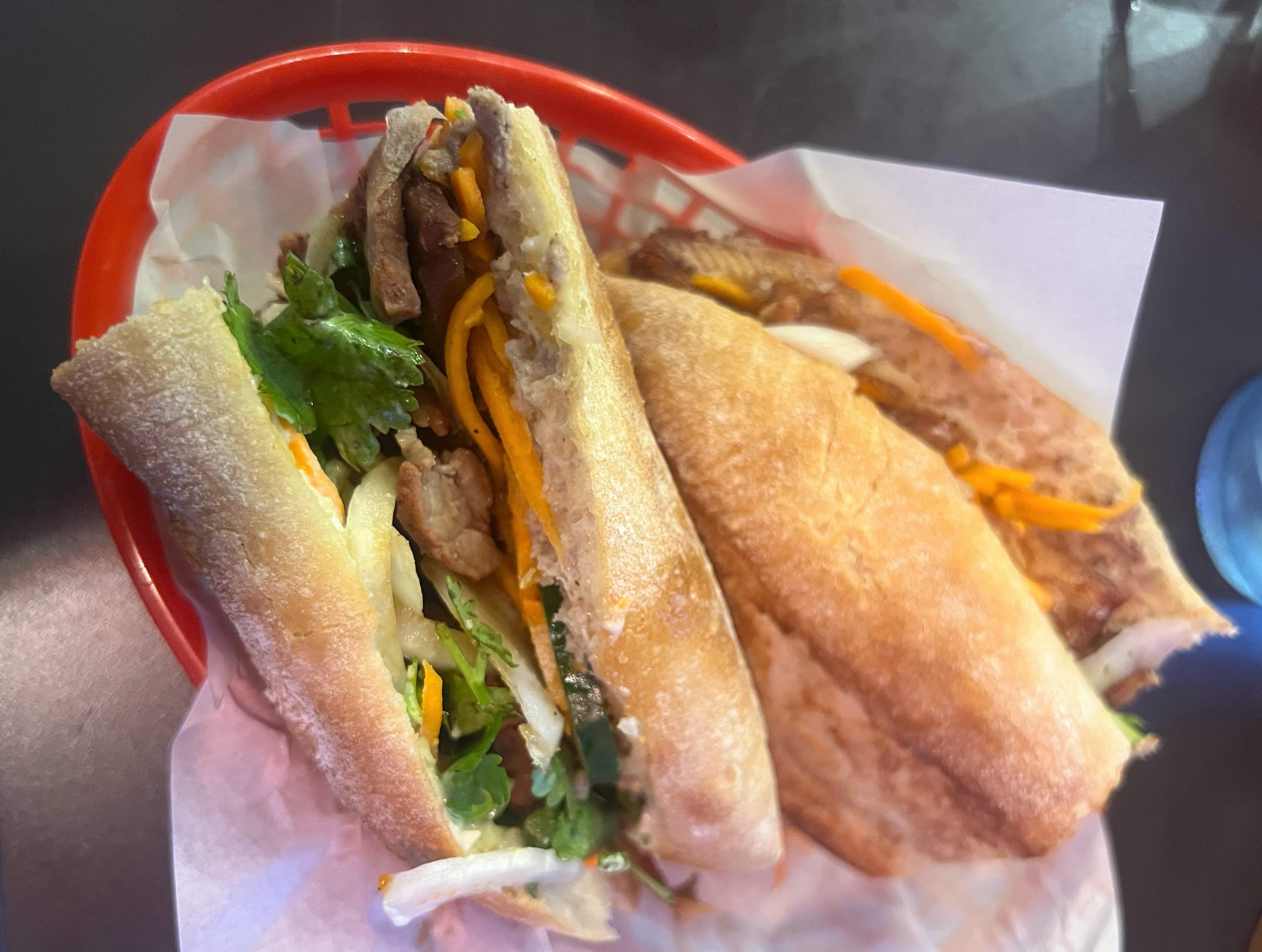 Bánh mì de porc a la barbacoa   Banh Mi Club   Rosa Molinero Trias