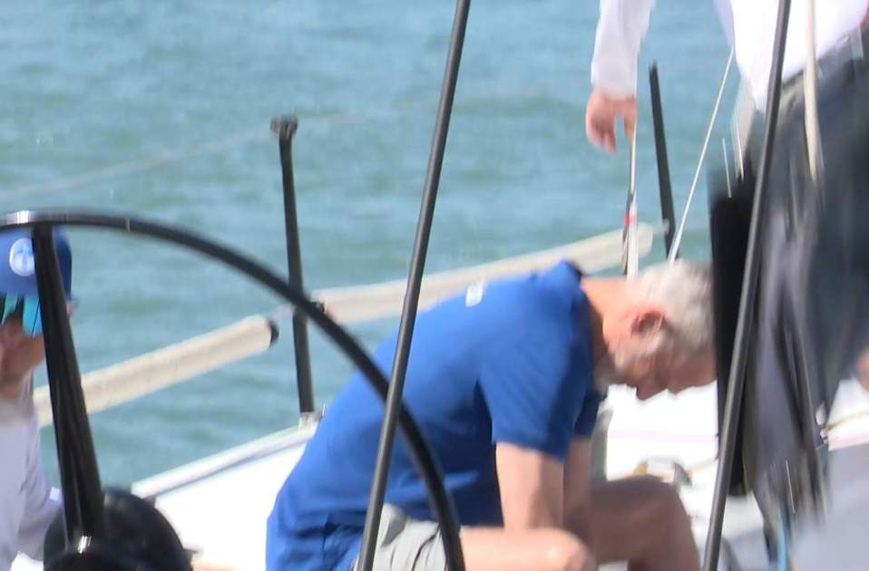 Felipe y el palo y la vela a un palmo del cráneo, GTRES Felipe y el palo y la vela a un palmo del cráneo, GTRES