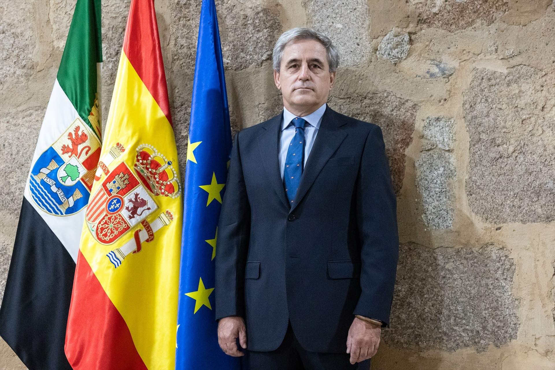 Nova dimissió pels fraus dels currículums: ara un conseller d’Extremadura, ex de Vox