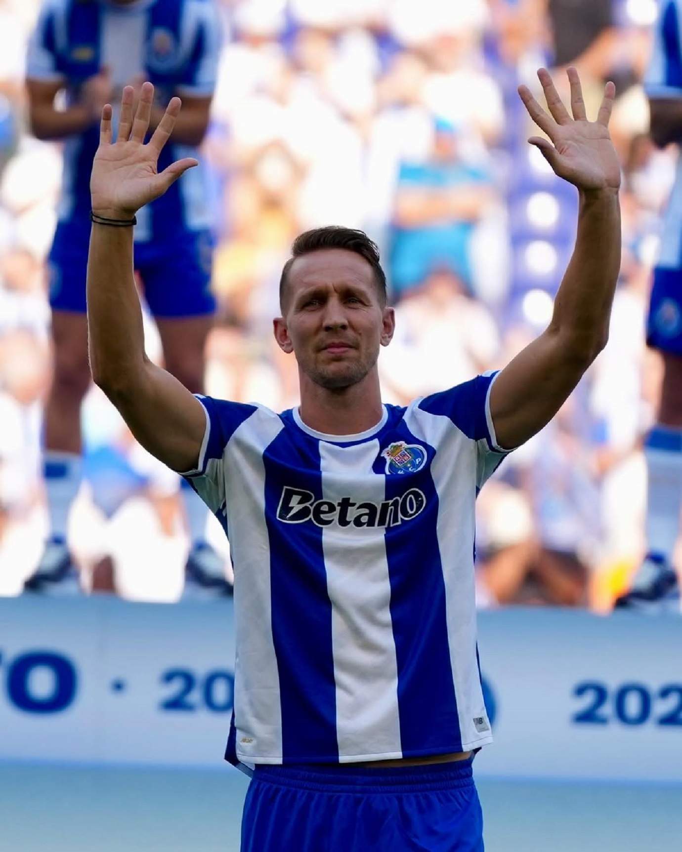 Sorpresa Luuk de Jong a Porto: apareix sense previ avís abans de l'amistós contra l'Atlètic