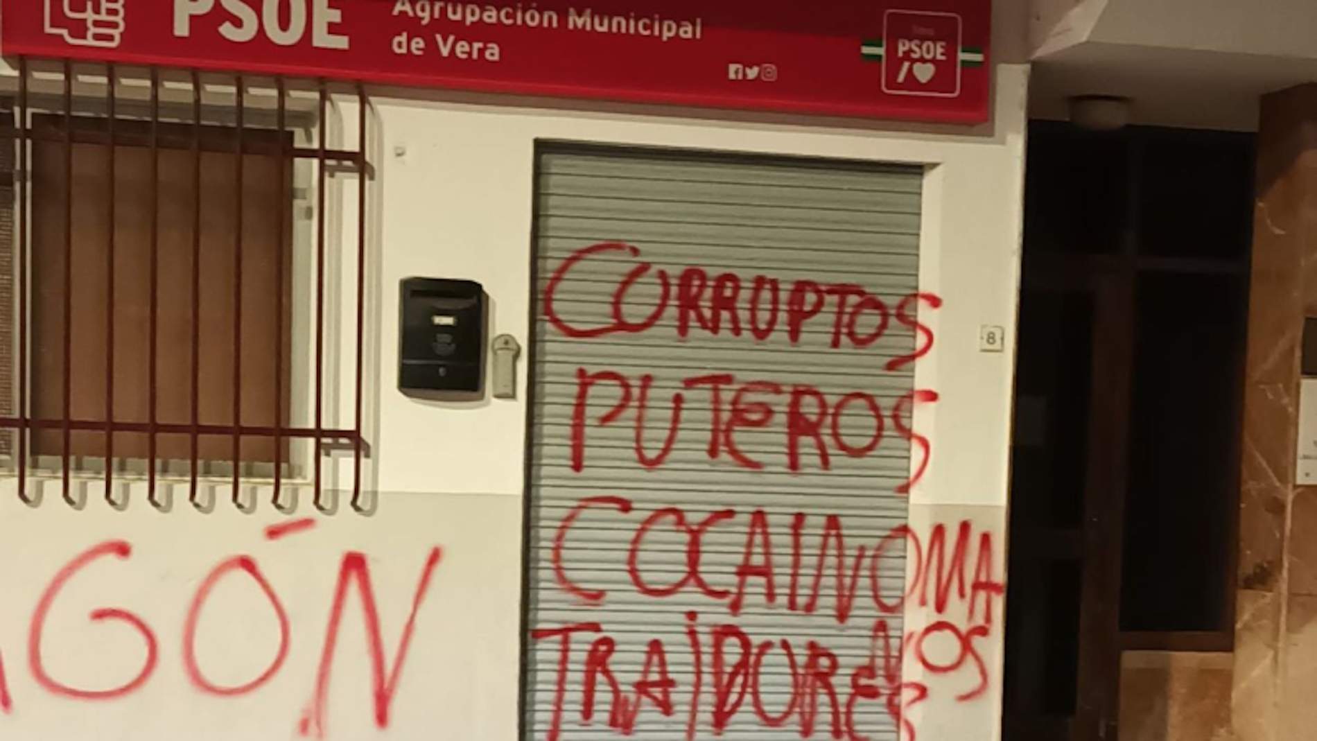 El PSOE responsabilitza el PP i Vox dels 180 atacs vandàlics a les seves seus en menys de dos anys