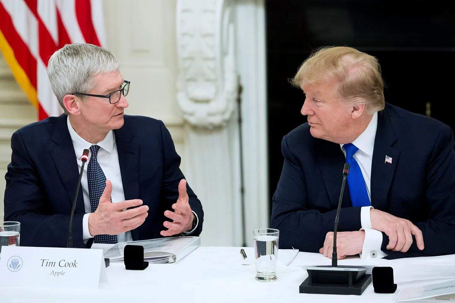 Apple estaría presionando a Trump para que le permita comprar memoria RAM china en medio de la crisis