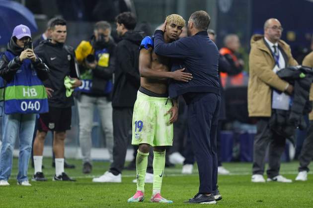 Hansi Flick Lamine Yamal Europa Press Hansi Flick Lamine Yamal Europa Press
