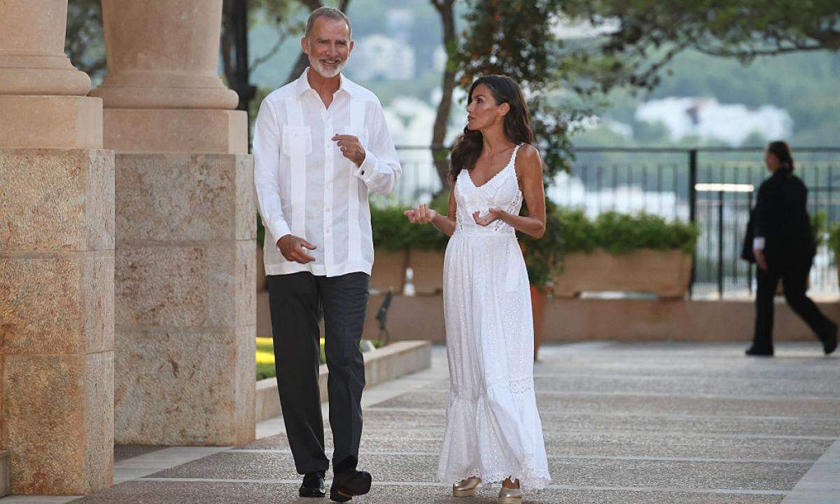 Dimissió a Zarzuela perquè no accepta la doble vida que porta Letícia fora del matrimoni
