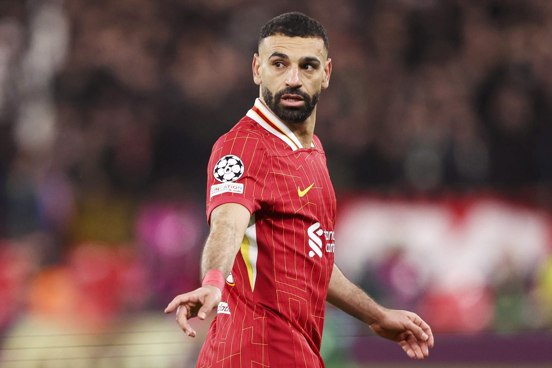 La clatellada de Salah a la UEFA pel seu missatge de la mort del 'Pelé palestí': "Com va morir?"