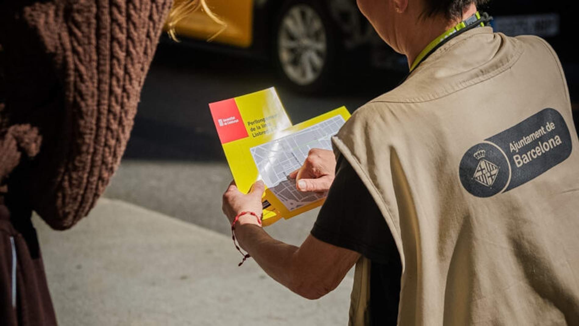 El carrer Muntaner inicia un tall de més d’un any a causa de les obres de l’L8 d’FGC