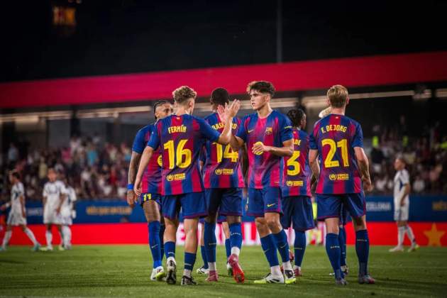 Cubarsí i Fermín celebrant gol vs Como en el Gamper / Foto: FC Barcelona