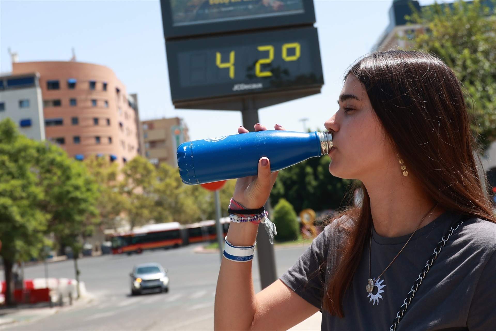 Catalunya vive el pico de la ola de calor con temperaturas tórridas: Vinebre roza los 44 grados