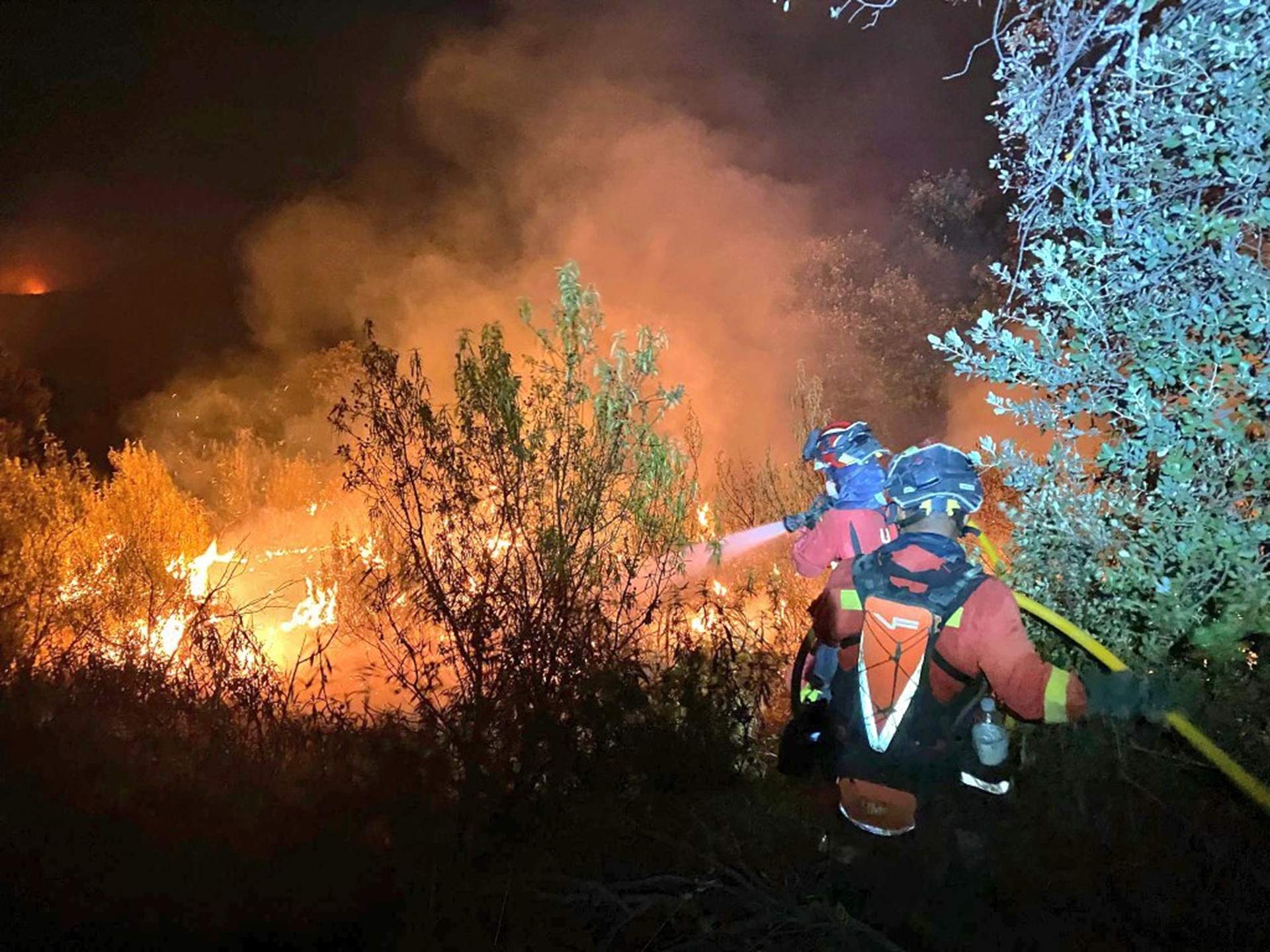 Incendis devastadors a l'Estat espanyol: un mort i milers de persones evacuades
