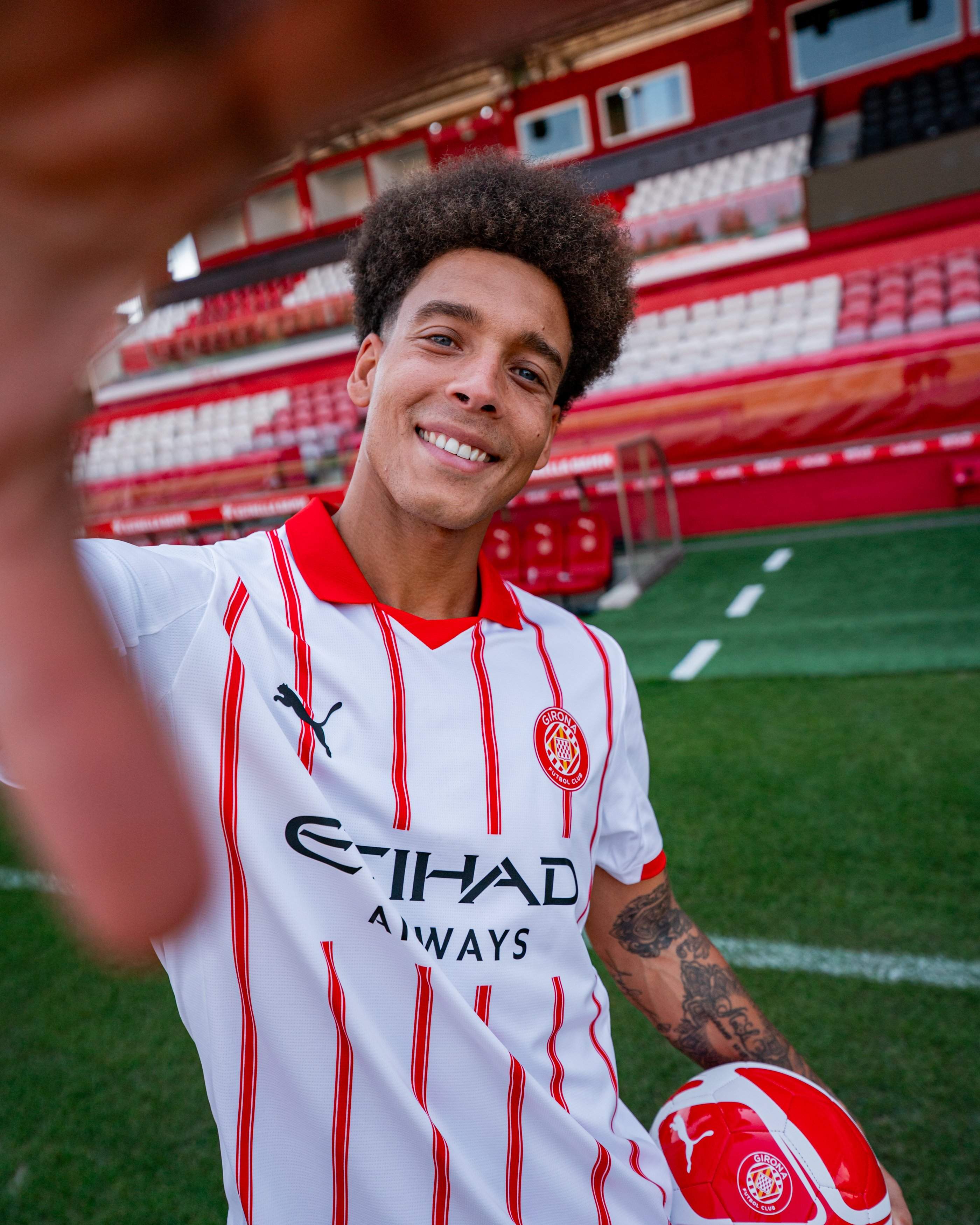 El Girona cierra otro fichaje de nivel: Axel Witsel llega libre a Montilivi