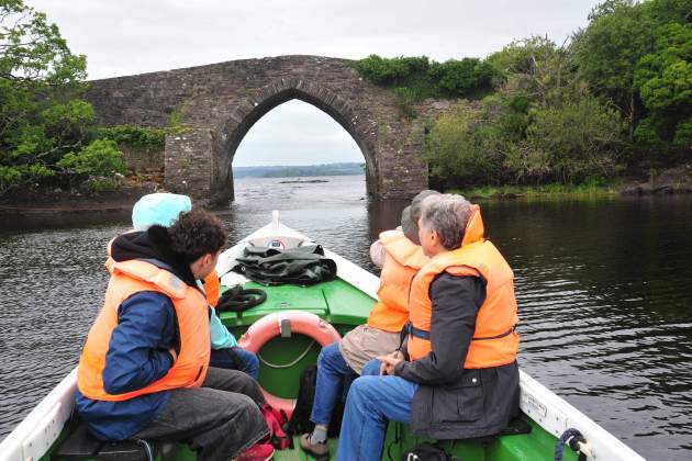 20. Parc Natural de Killarney. Els companys a punt de passar per sota el Bricken Bridge. Cedida Antoni Florensa (1)