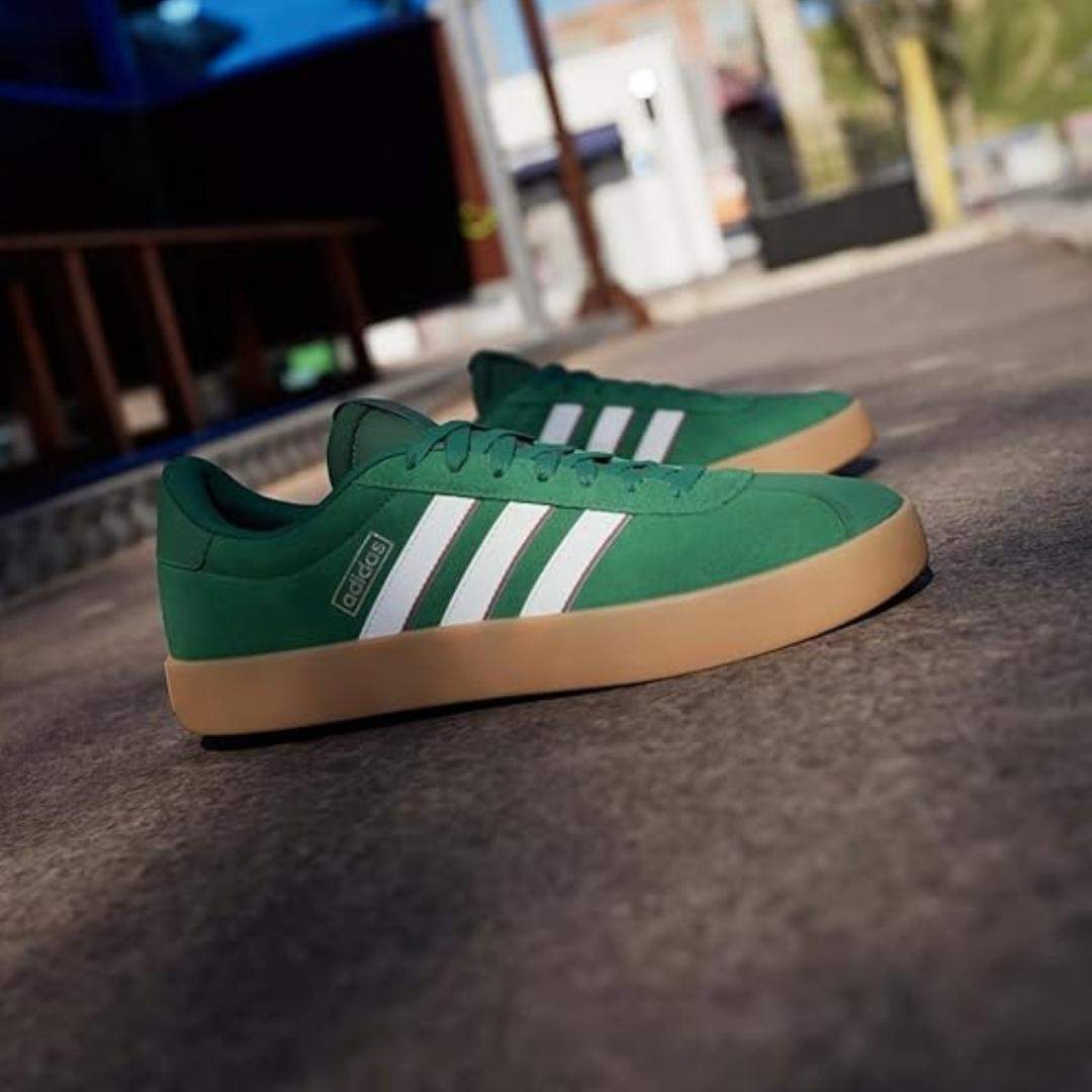 El color més buscat de la temporada vesteix aquestes Adidas que ara volen de les botigues