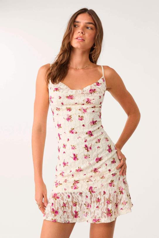 Vestido corto tirantes encaje1