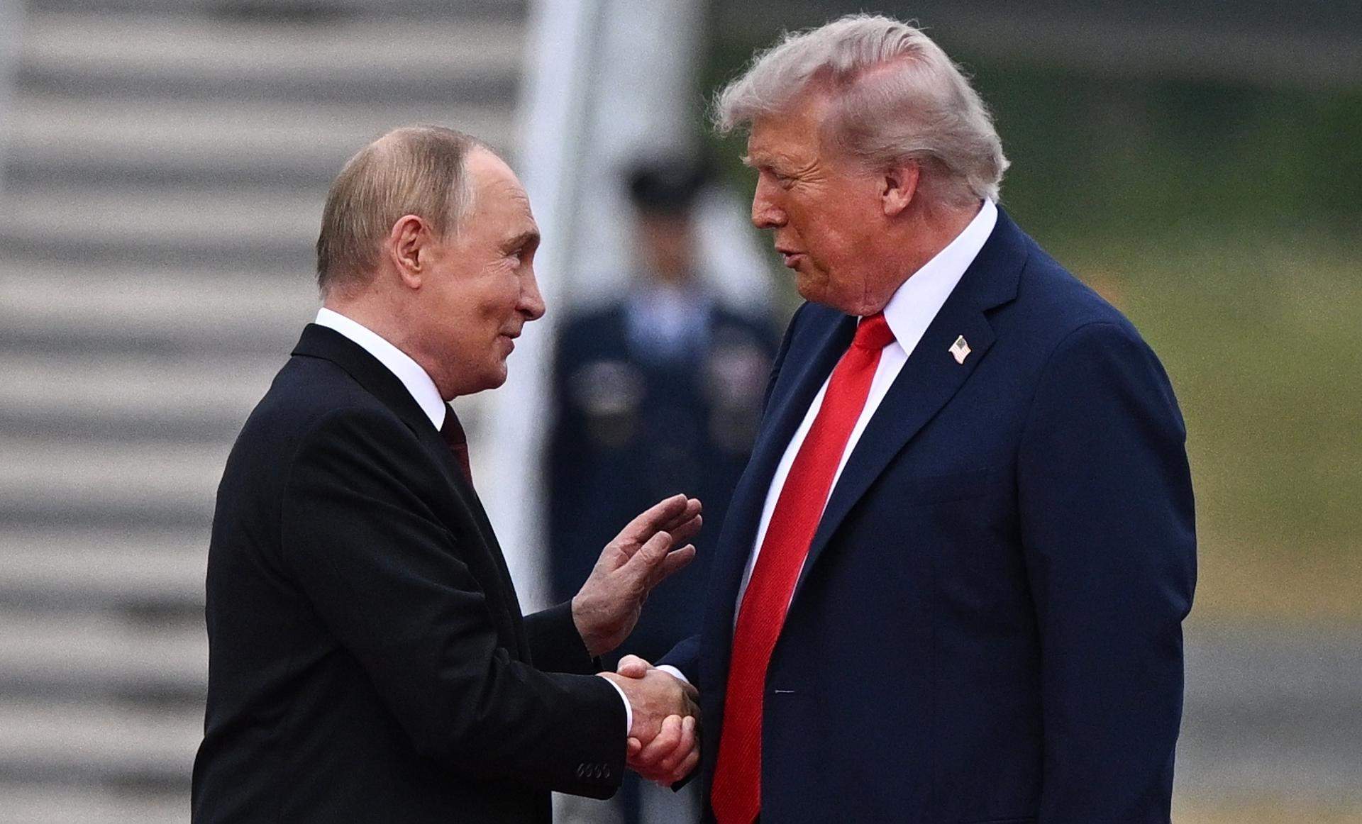 Filet mignon i crème brûlée: així era el menú que havien de dinar Trump i Putin a Alaska