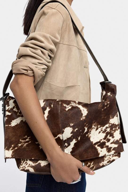 Bolso de hombro de piel con pelo Bolso de hombro de piel con pelo