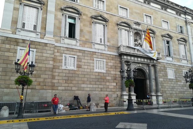 acampats plaça sant jaume 13 setembre 2   Alba Domingo