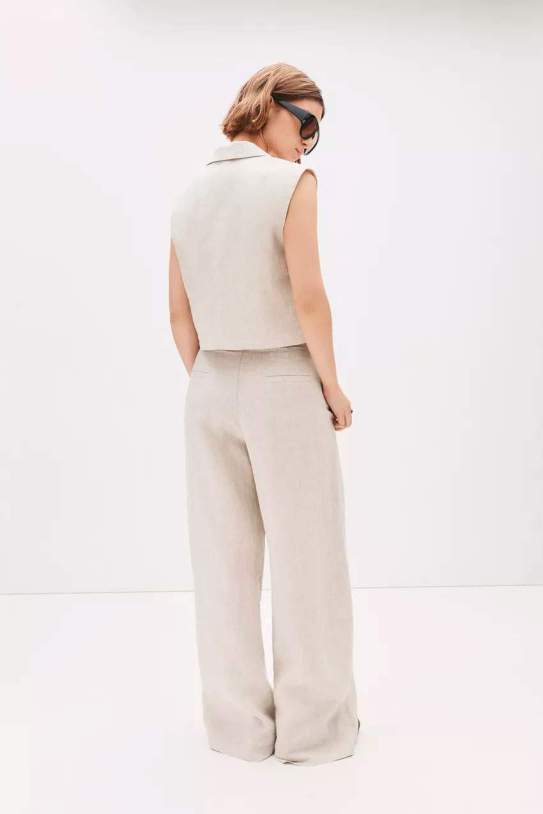 Chaleco cropped 100% lino