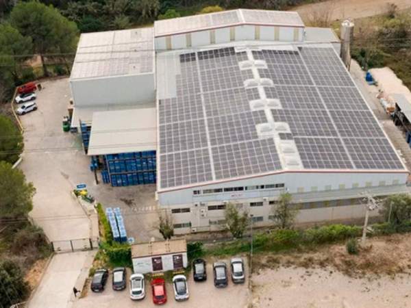 Empresa Moltec, fabricant de peces d'injecció de plàstic, a Esparreguera (Barcelona)