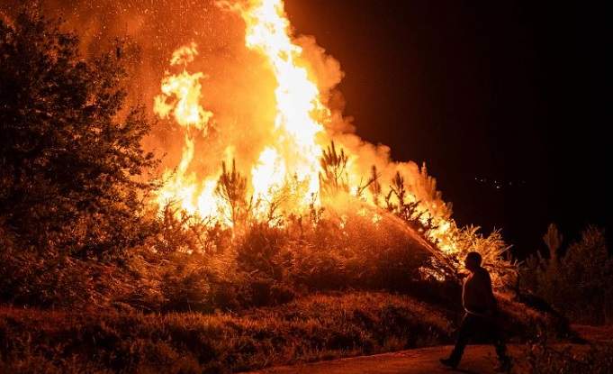 Incendis a molts punts d'Espanya