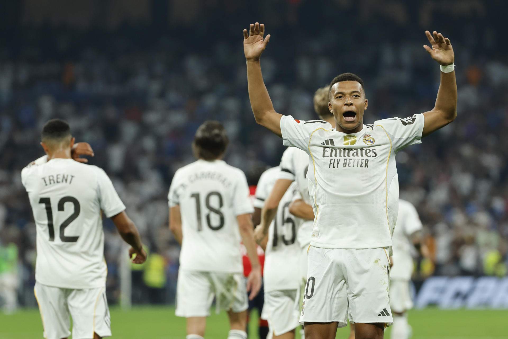 El Real Madrid debuta con victoria ante Osasuna gracias a un penalti de Mbappé (1-0)