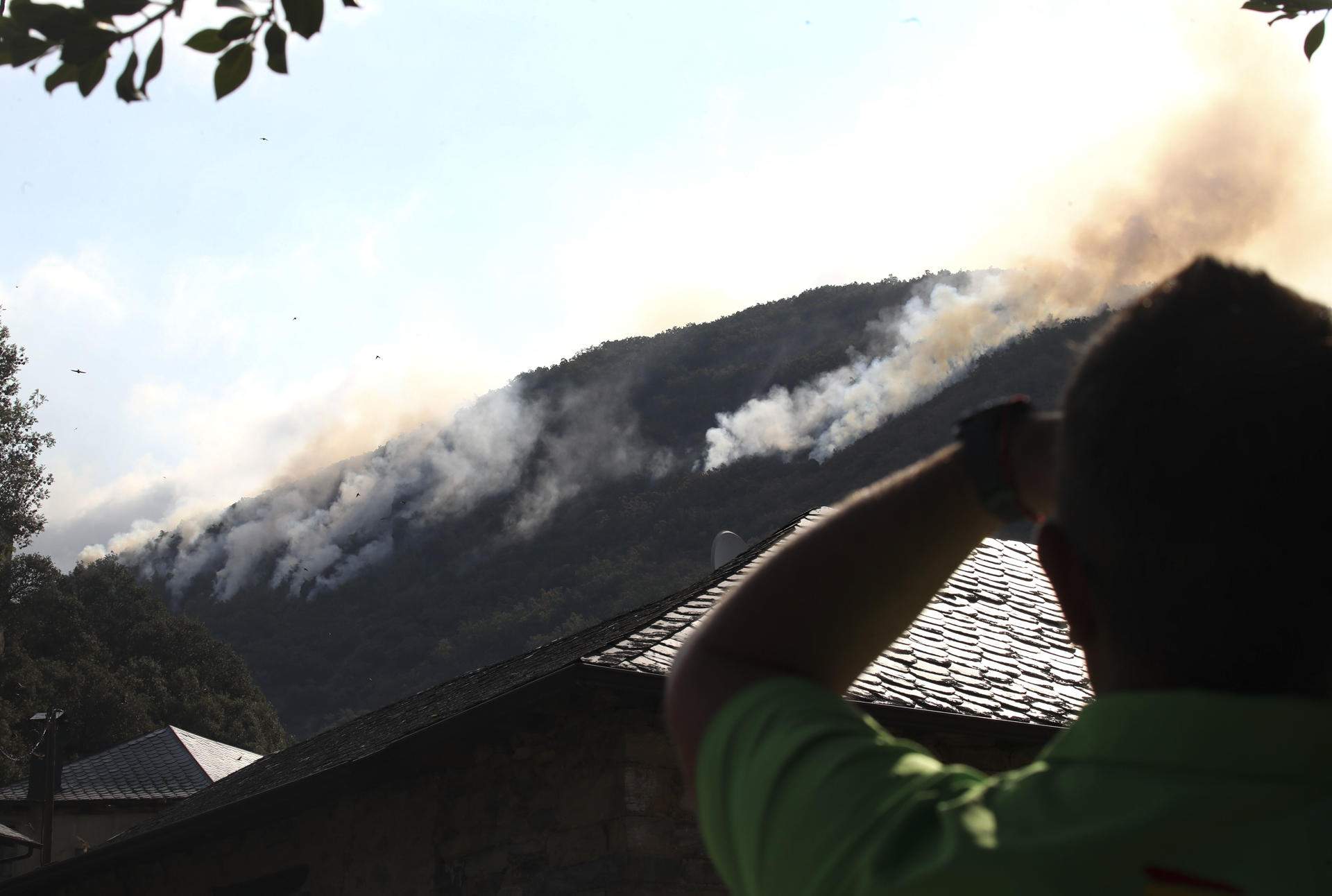 Els focs revifen el lleonesisme: "El millor exemple que Castella i Lleó no funciona són els incendis"