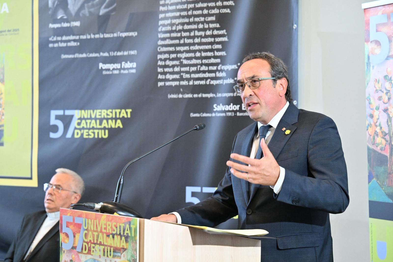 Rull hace un llamamiento a fortalecer la nación y anuncia el milenario del Parlament: "Son momentos complejos"