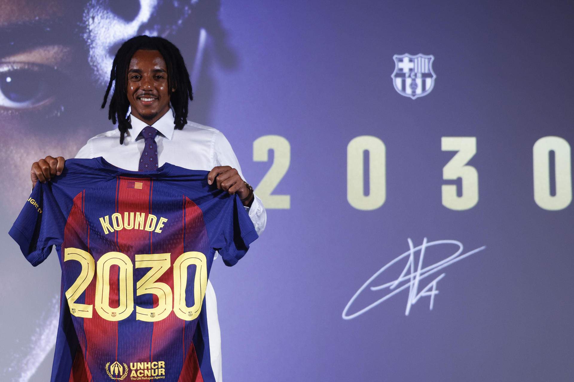 Koundé, tras firmar su renovación con el Barça: "La Champions debe ser el objetivo"
