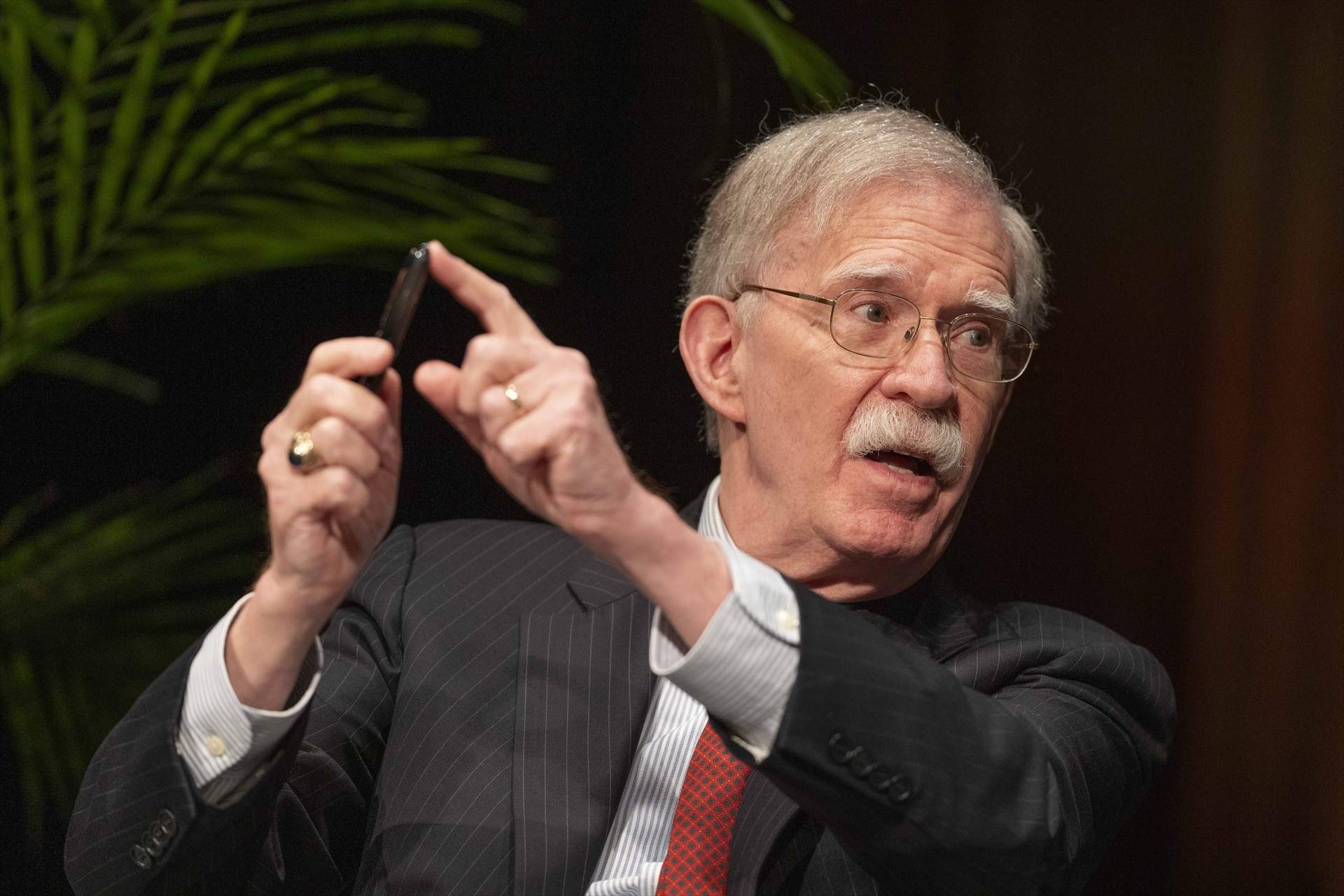 El FBI registra la casa de John Bolton, el exasesor de seguridad nacional de Trump