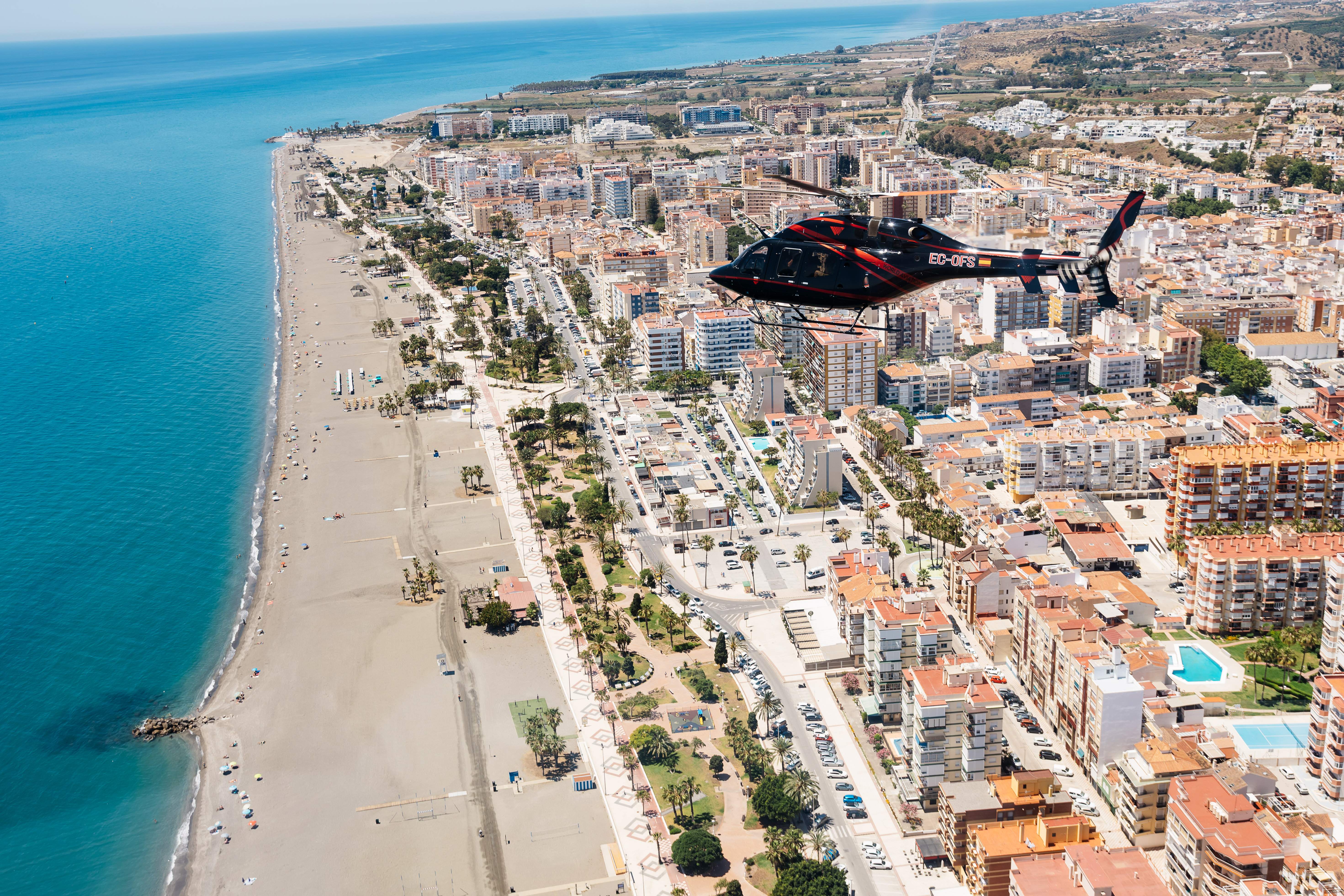 Paseo en helicóptero con World Aviation Paseo en helicóptero con World Aviation