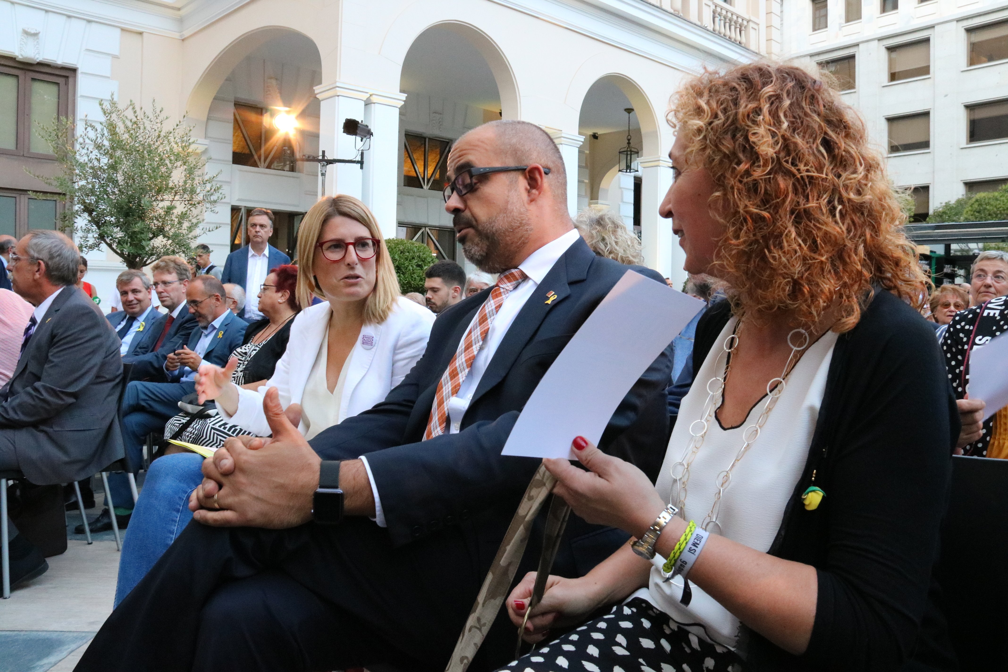 El gobierno Sánchez ignora la celebración de la Diada en Madrid