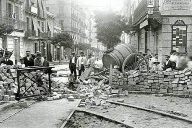 Semana Trágica argentina. Una calle de Buenos Aires / Fuente: Centro Mark Turkow. Comunidad Judía de Buenos Aires Semana Trágica argentina. Una calle de Buenos Aires / Fuente: Centro Mark Turkow. Comunidad Judía de Buenos Aires
