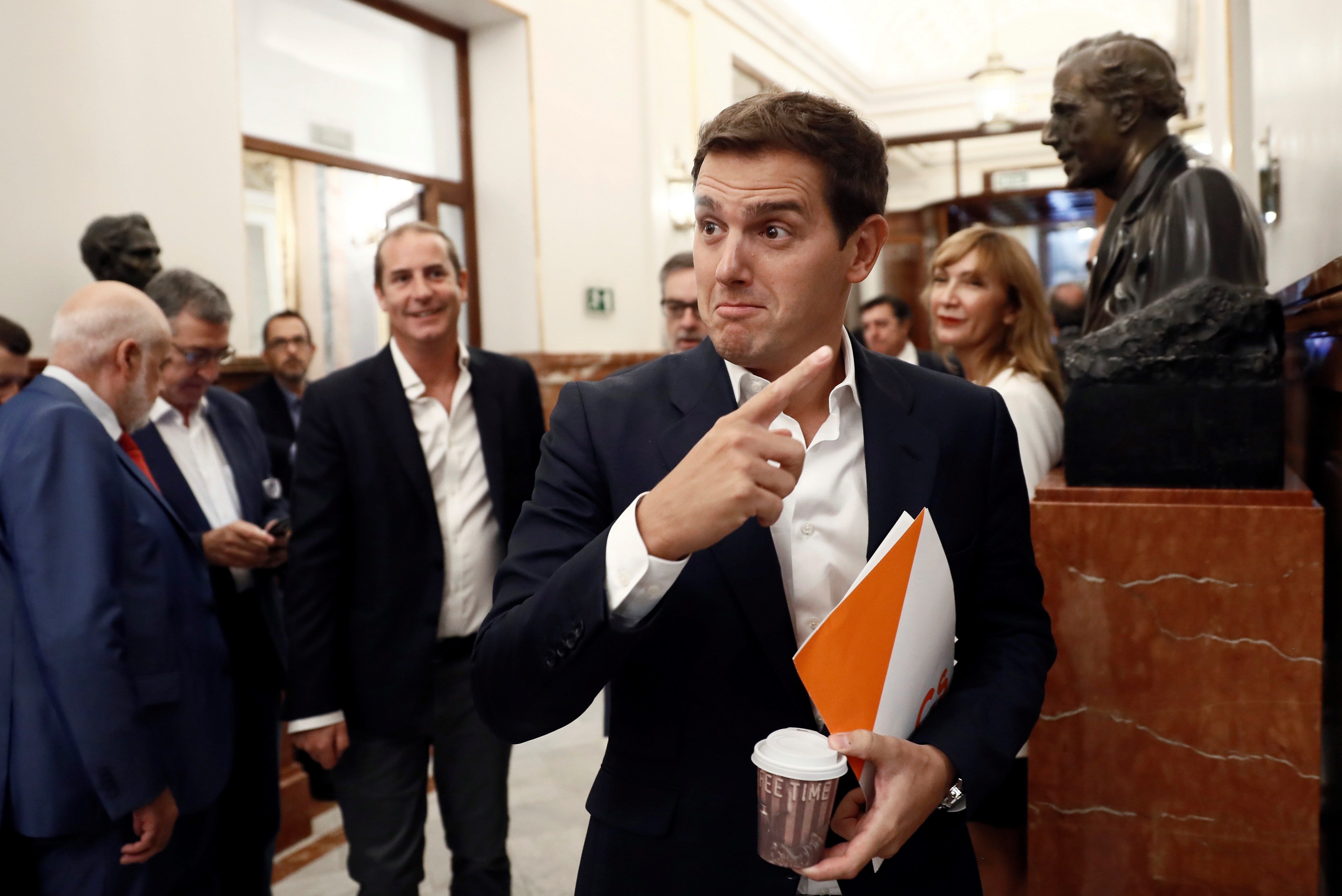 Albert Rivera ha de dimitir de líder de Cs i de diputat?