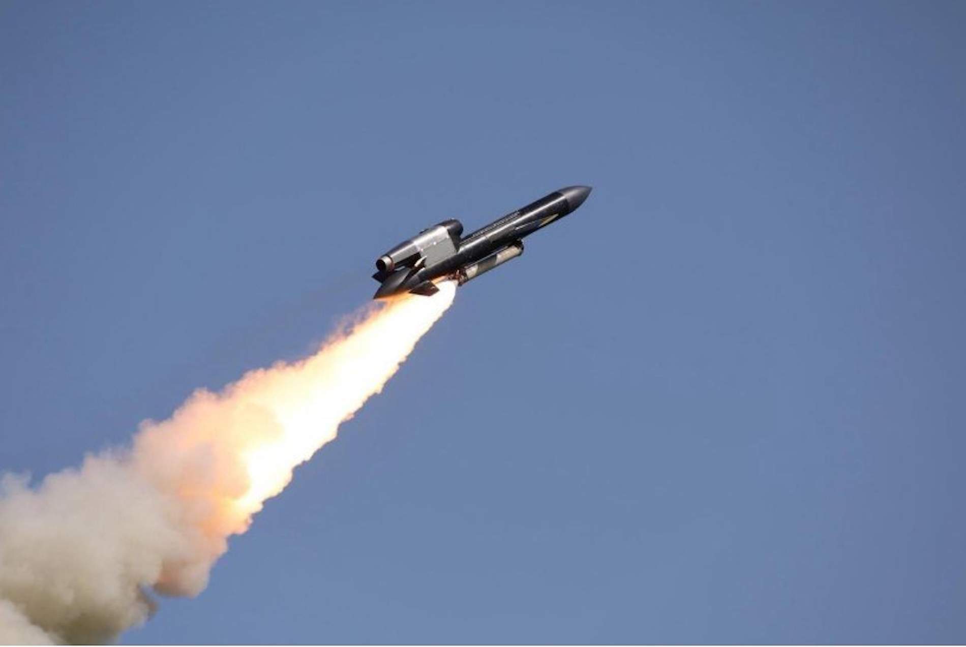 Así es el Flamingo FP-5, el nuevo misil ucraniano de largo alcance con el que Zelenski quiere golpear a Rusia