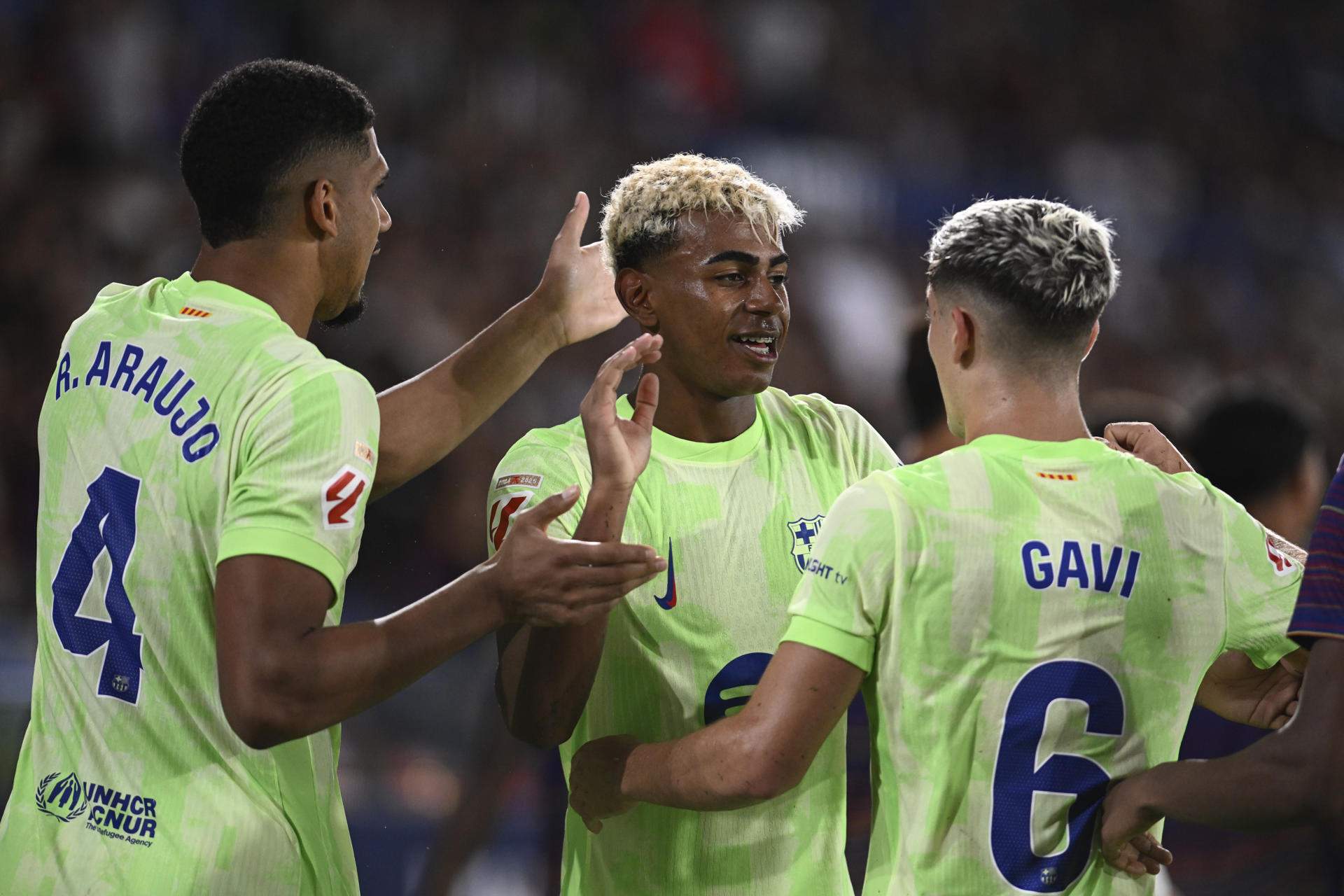 El Barça exhibeix personalitat per dibuixar una valuosa remuntada contra el Llevant (2-3)