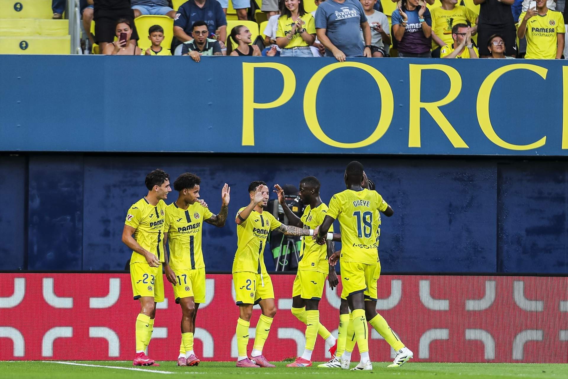 El Girona continua sin carburar y se rompe en pedazos en La Cerámica: dura derrota ante el Villarreal (5-0)