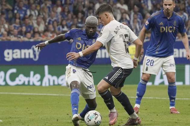 Arda Guler, durant l'Oviedo - Reial Madrid / Foto: EFE