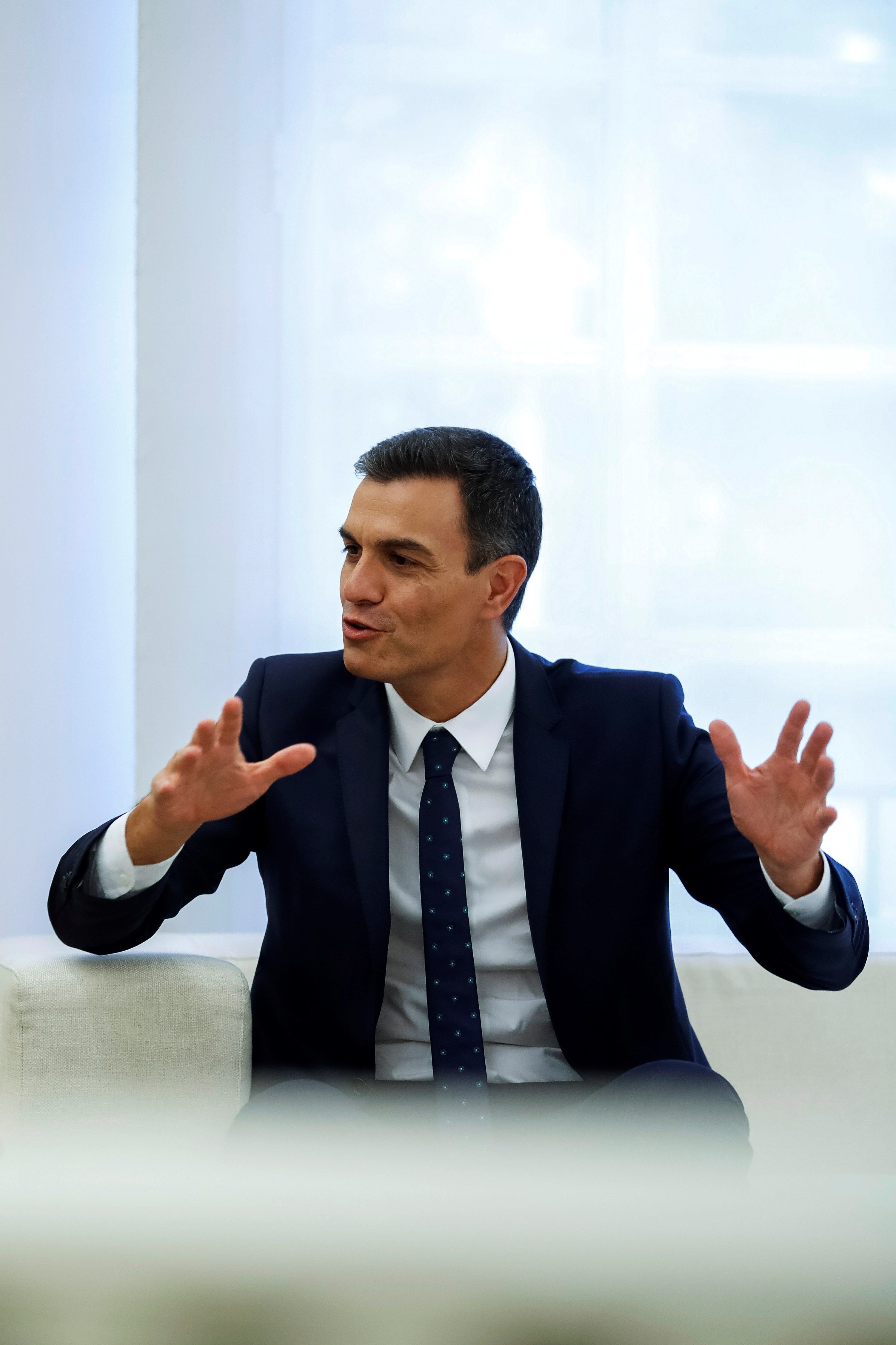 Sánchez retira el recurs de Rajoy contra la llei catalana de sanitat universal