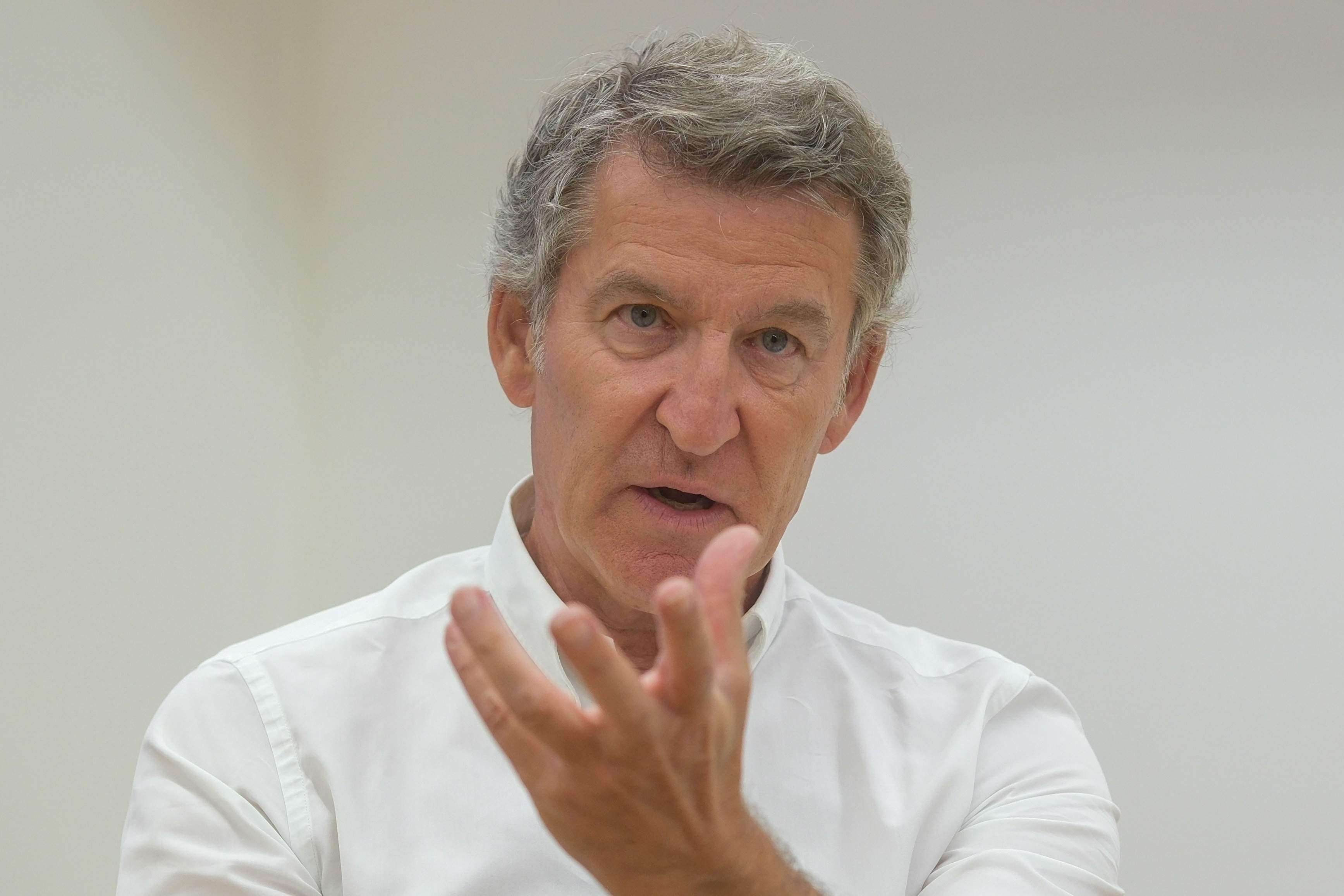 Feijóo pide crear un registro estatal de pirómanos "con pulseras de localización"