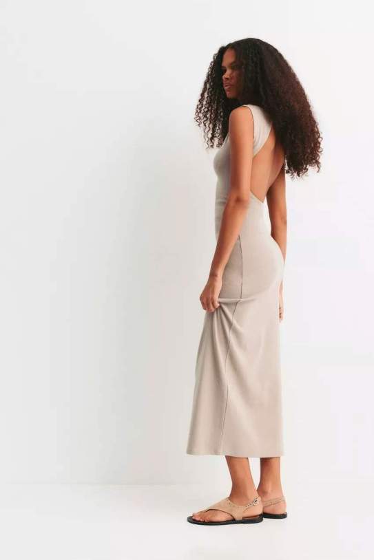 Vestit midi esquena descoberta