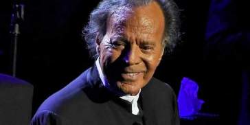 Julio Iglesias, al seu darrer concert a l'Albert Hall de Londres el 2019