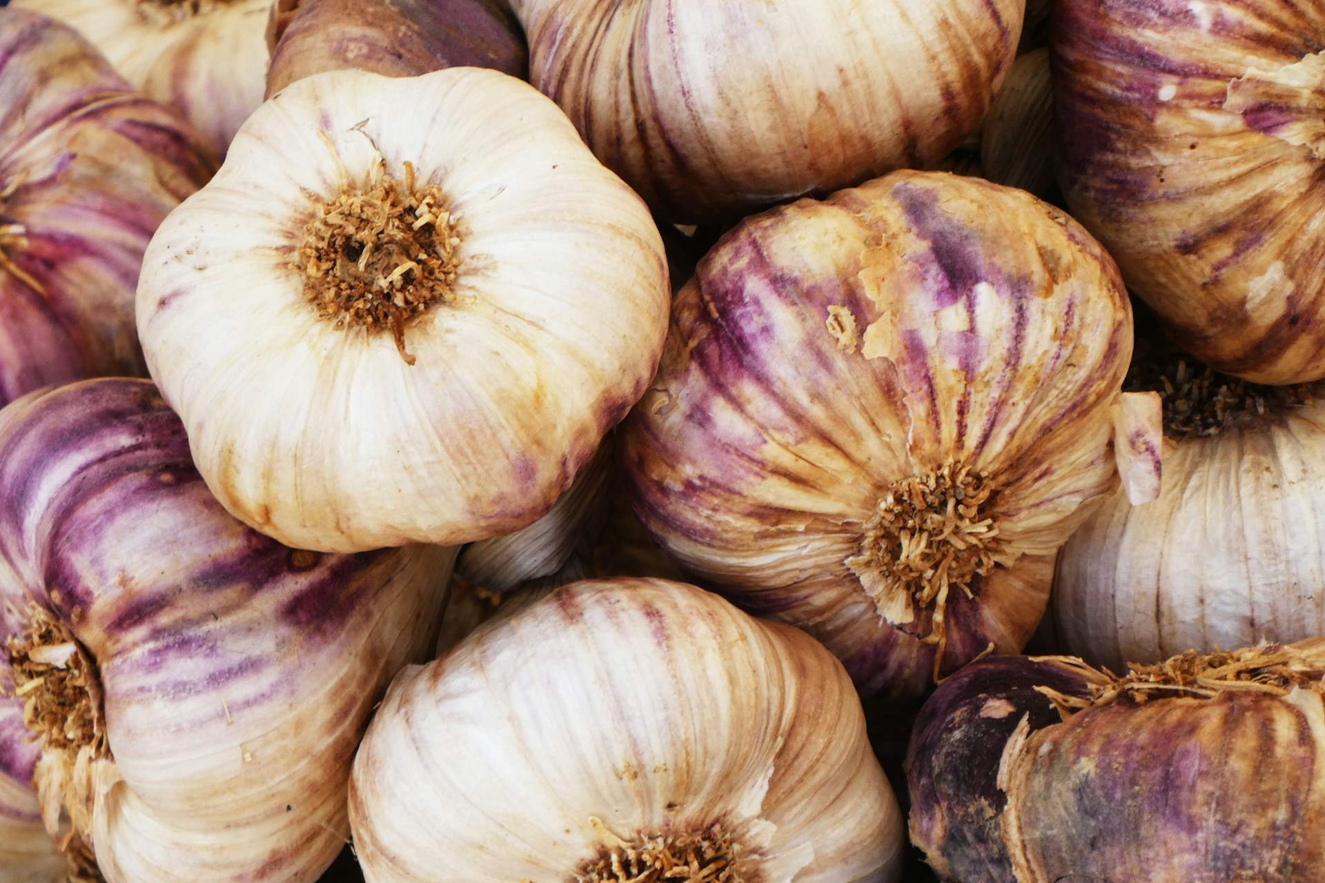 El sabor de l'all canvia segons com el tallis: què és millor?