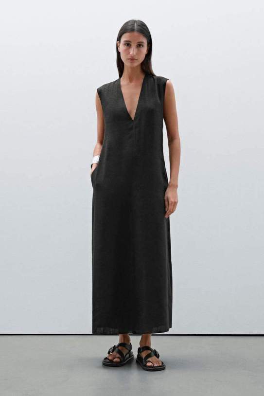Vestit midi detall escoti pico1 Vestit midi detall escoti pico1