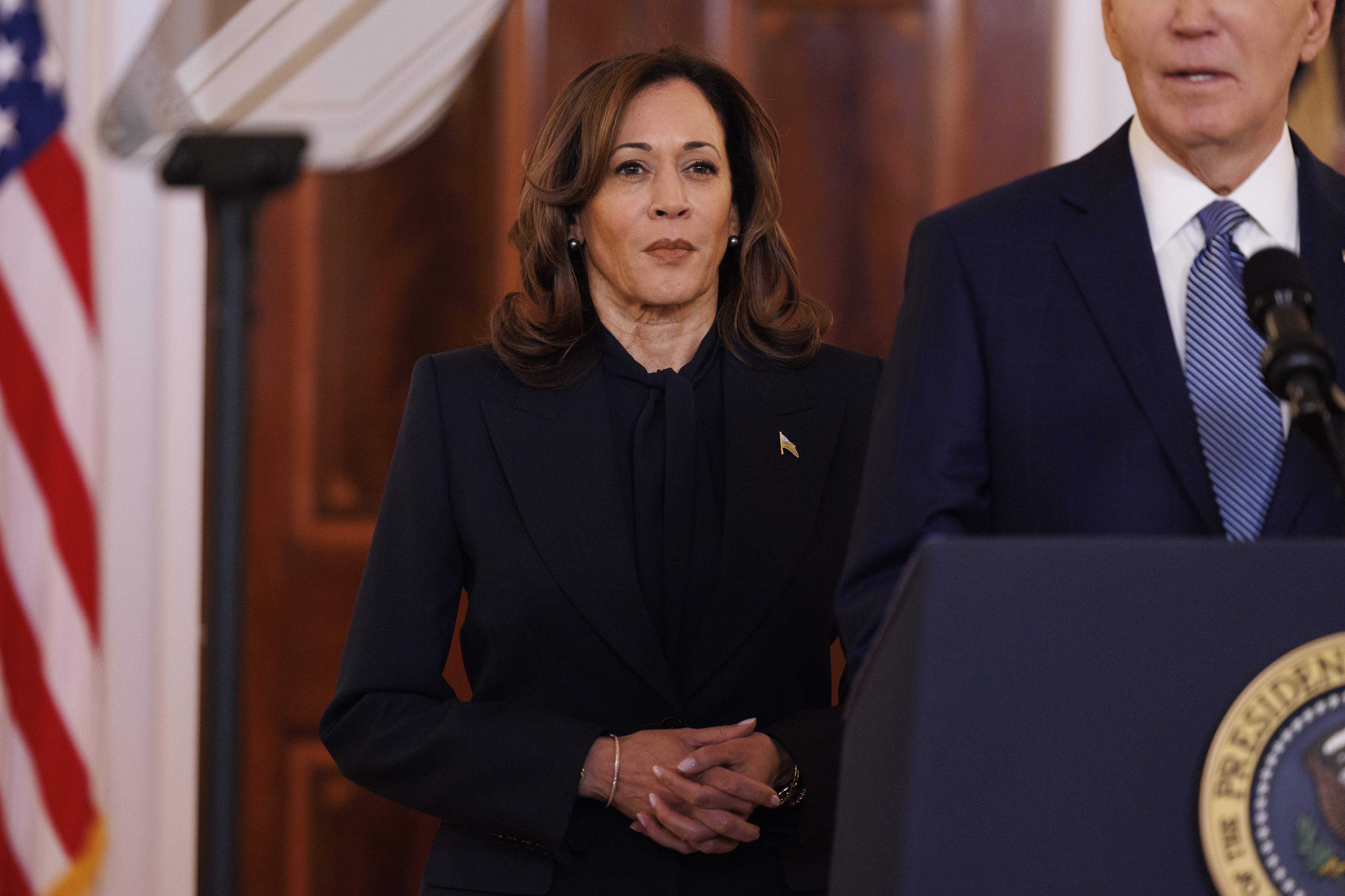 Què implica que Trump hagi retirat la protecció policial a l'exvicepresidenta Kamala Harris?